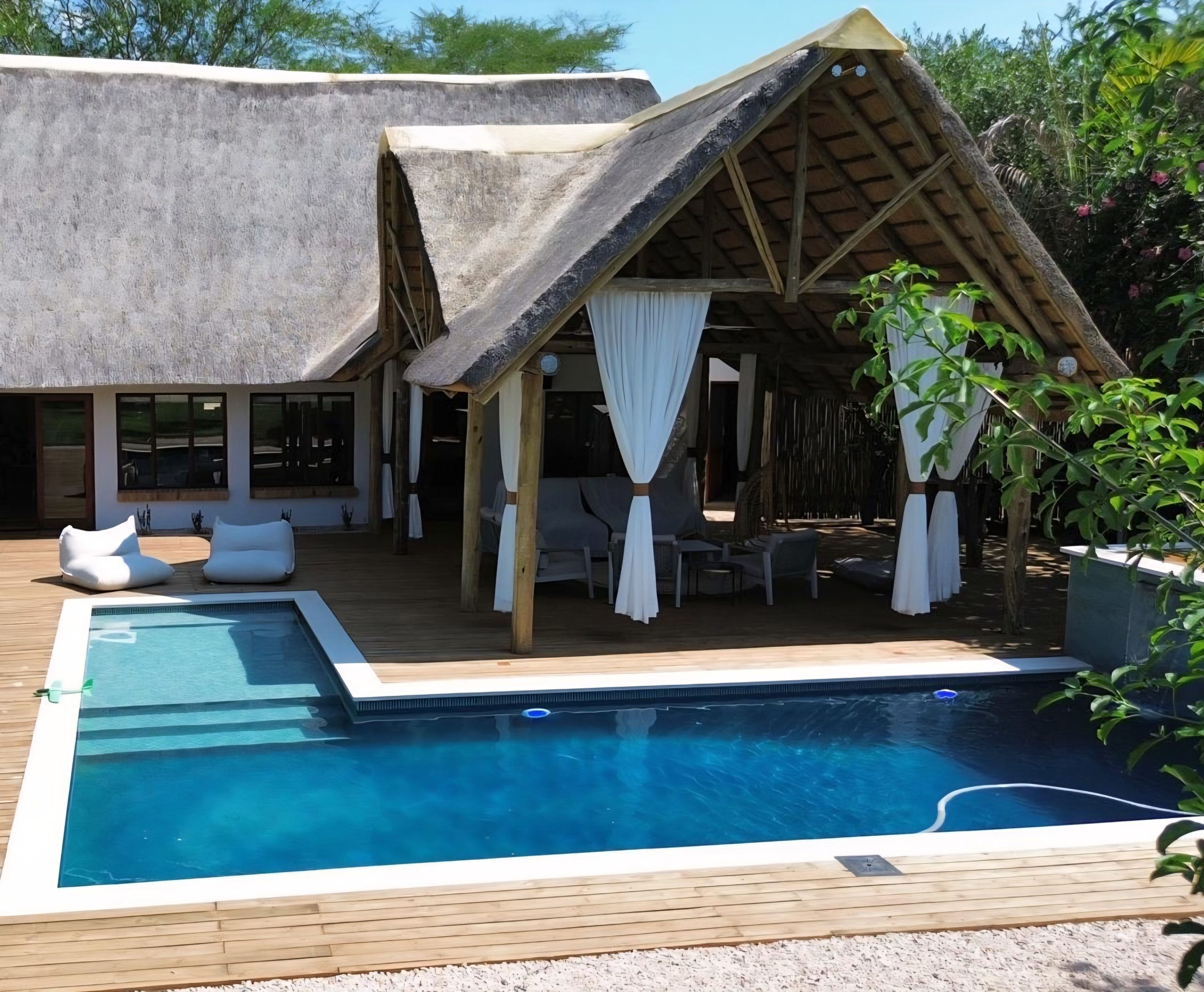 Luxury blue marbelite colours for swimming pool
